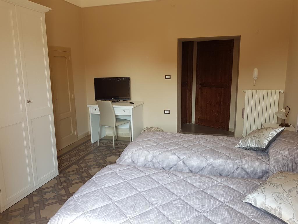 Nonna Ninetta Hotel Melfi Bagian luar foto